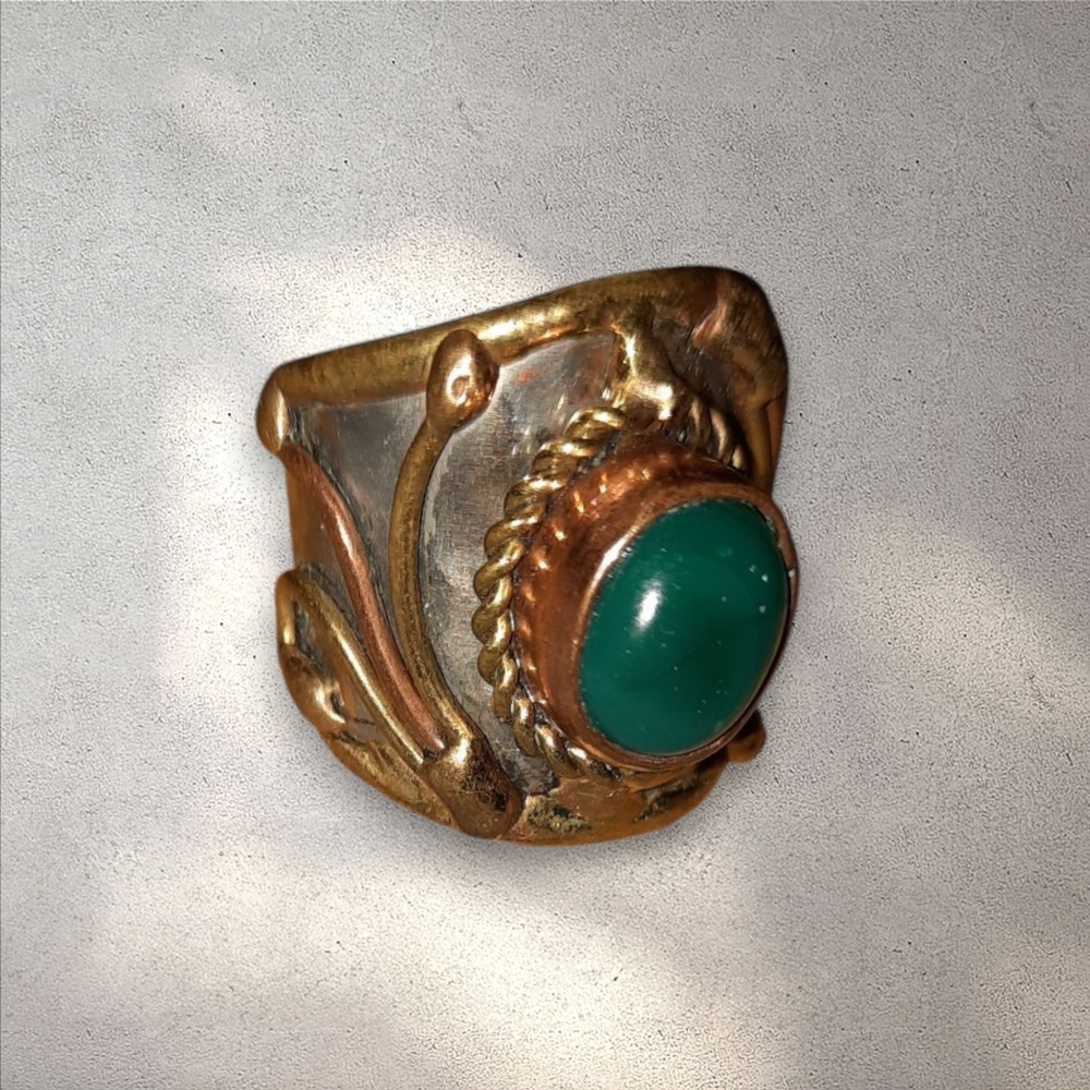 Anju Cuff Ring Oval Gemstone Multitone euc Green Agate Chunky